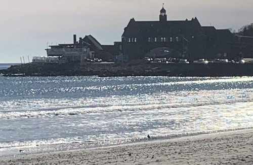 Bonnet Shores House | Come stay in lovely Bonnet Shores!