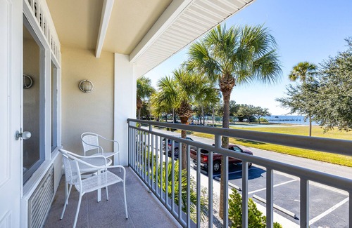 Ruskin Apartment | Come stay where the dolphins play! Unit 216