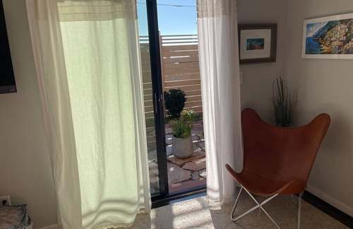 West Seattle Apartment | Come visit the best beach in Seattle! Private 1 bed/1 bath studio apartment