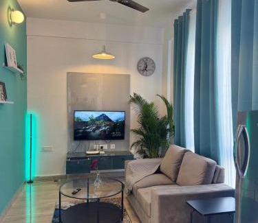 Sector 2 Apartment | Comet amor
