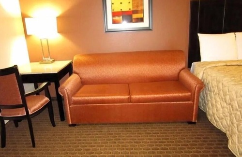 Monmouth Junction Hotel | Comfort & Affordability Near Major Highways | 3 Units