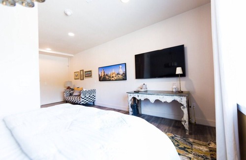 Kessler Hotel | Comfort, 1 Queen Bed (Barcelona)