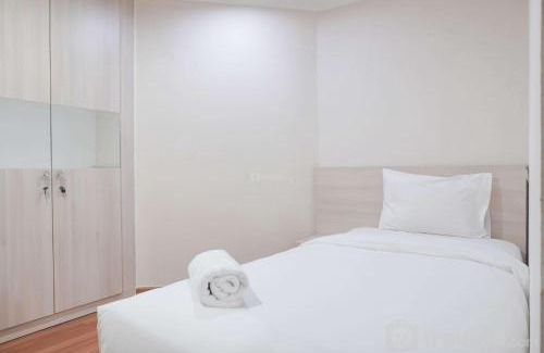Chinatown Apartment | Comfort 2BR at Green Central City Glodok Apartment By Travelio