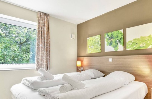 Saarburg House | Comfort 4-person bungalow in the holiday park Landal Warsberg