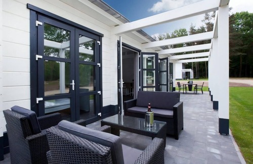 Zutendaal Villa | Comfort 4-person villa in the holiday park Landal Mooi Zutendaal