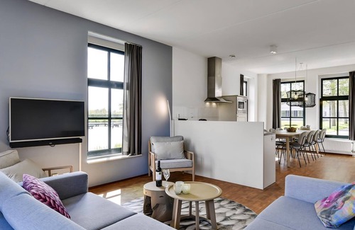 Anjum House | Comfort 8-person children's residence in the holiday park Landal Esonstad