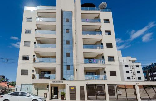 Governador Celso Ramos Apartment | Comfort and Mountain View