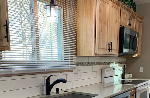 South Central Omaha House | Comfort and privacy convenient location