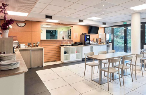 Saint-Cyr-l'Ecole Apartment | Comfort Aparthotel Versailles Saint Cyr l'Ecole