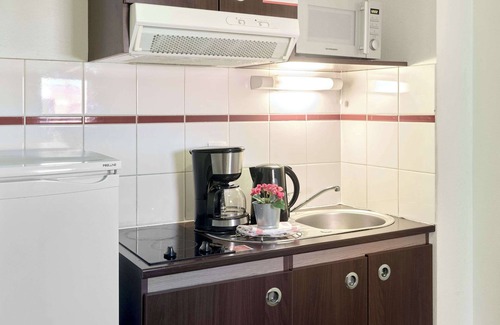 Saint-Cyr-l'Ecole Apartment | Comfort Aparthotel Versailles Saint Cyr l'Ecole