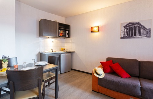 Quartier Administrations Apartment | Comfort Aparthotel Nimes Centre