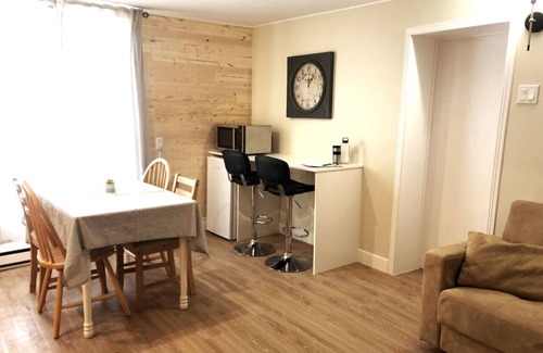 Ste Anne de Beaupre Apartment | Comfort Apartment 13