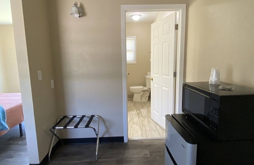 Prescott House | Comfort & Clean, Budget-Friendly Extended Stays