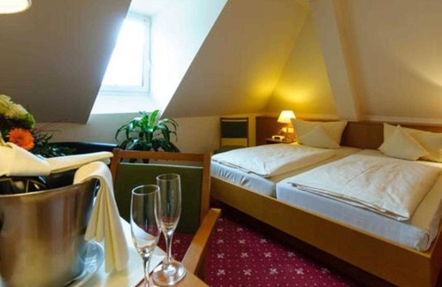 Wiesenttal House | Comfort Double Room - Akzent Hotel Goldner Stern & Sternla