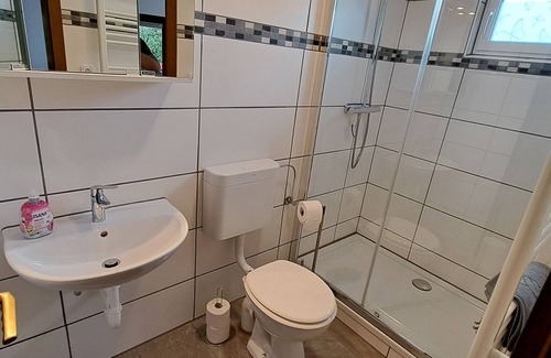 Landkreis Goslar Hotel | Comfort group house Quellenhof 27 pers. incl. bed linen-towels-near the forest