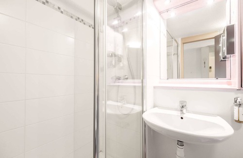 Meylan Hotel | Comfort Hotel Grenoble Meylan
