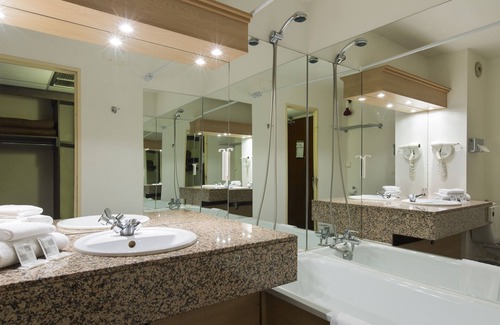 Ramonville-Saint-Agne Hotel | Comfort Hotel Toulouse Sud