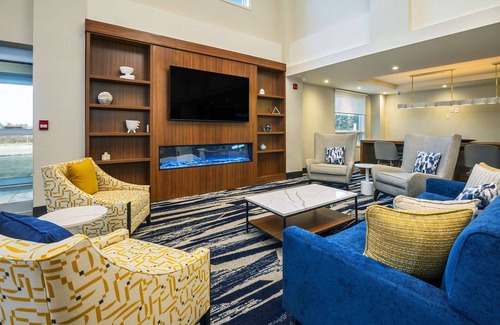 Ingersoll Hotel | Comfort Inn and Suites Ingersoll