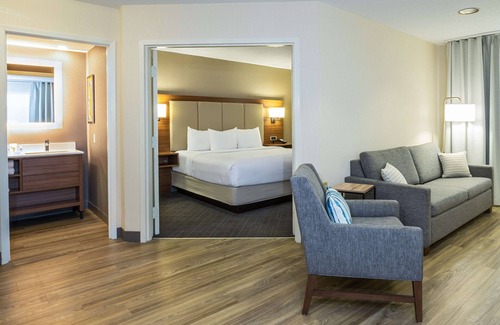 Ingersoll Hotel | Comfort Inn and Suites Ingersoll