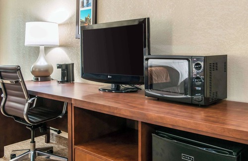 Blue Ash Hotel | Comfort Inn Blue Ash North