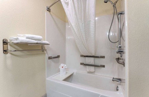 Indianapolis Hotel | Comfort Inn East
