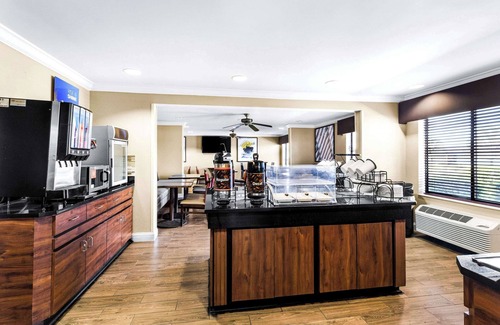 Evansville Hotel | Comfort Inn Evansville East