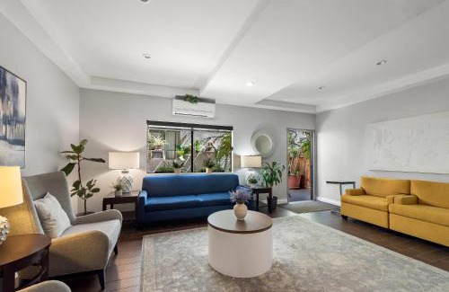 East Village Hotel | Comfort Inn Gaslamp Convention Center