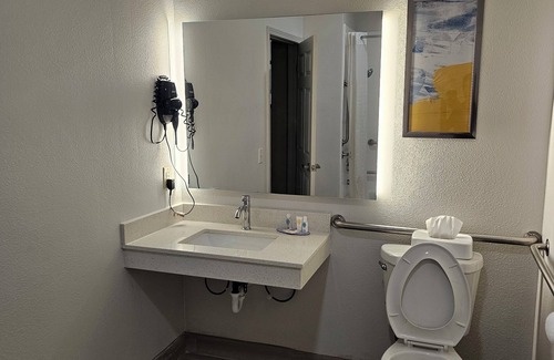 Jackson Hotel | Comfort Inn Jackson I-40