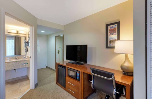 Town Center Hotel | Comfort Inn Kennesaw