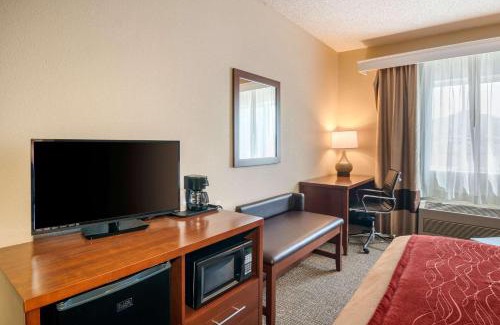 Medford Hotel | Comfort Inn Medford North