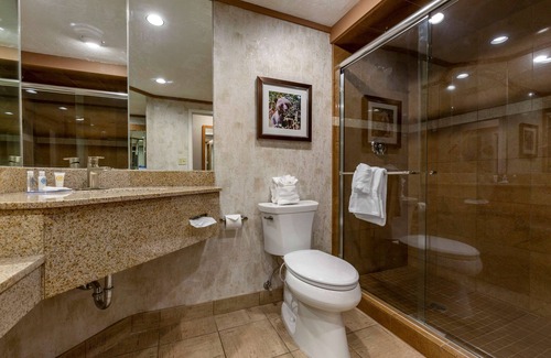 Grant Creek Hotel | Comfort Inn Missoula Airport