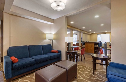 Windy Hill Hotel | Comfort Inn N Myrtle Beach Barefoot Landing