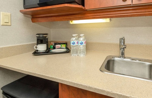 Ottawa Division Hotel | Comfort Inn Ottawa West Kanata