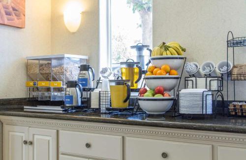 Ventura Hotel | Comfort Inn Palo Alto