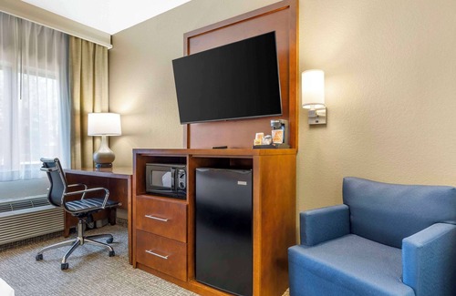 Springfield Hotel | Comfort Inn South - Springfield