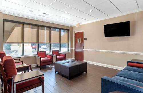 Fort Walton Beach Hotel | Comfort Inn & Suites Fort Walton Beach - Destin West