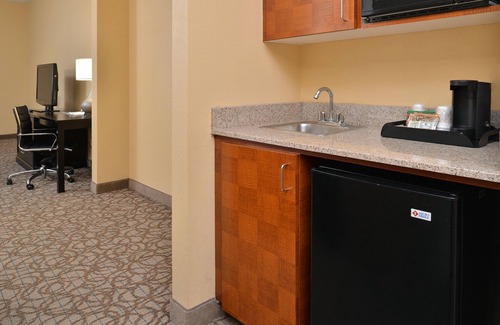 Stone Mountain Hotel | Comfort Inn & Suites at Stone Mountain