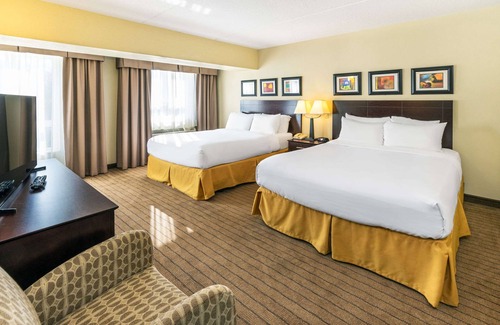 Kincardine Hotel | Comfort Inn & Suites
