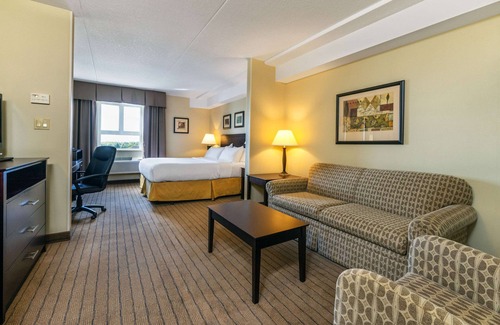 Kincardine Hotel | Comfort Inn & Suites