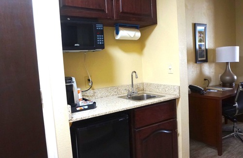 Greenwood Hotel | Comfort Inn & Suites Greenwood near University