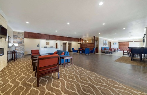 Harrah Hotel | Comfort Inn & Suites Harrah