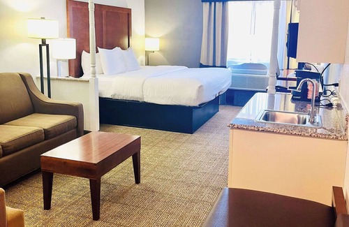 Jackson Hotel | Comfort Inn & Suites Jackson