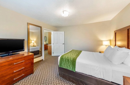 Lancaster Hotel | Comfort Inn & Suites Lancaster Antelope Valley