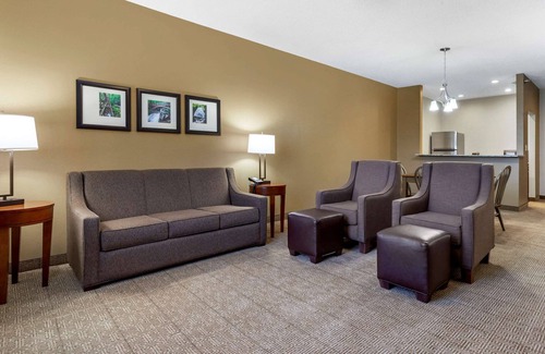 Lenoir Hotel | Comfort Inn & Suites Lenoir Hwy 321 Northern Foothills