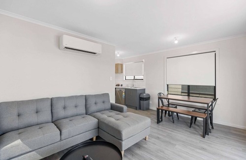 Enfield Hotel | Comfort Inn & Suites Manhattan