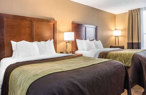 Piqua Hotel | Comfort Inn & Suites Piqua-Near Troy-I75