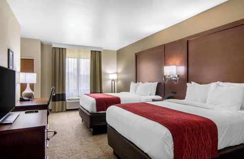 Shawnee Hotel | Comfort Inn & Suites Shawnee - Kansas City