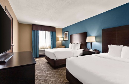 Springfield Hotel | Comfort Inn & Suites Springfield I-55