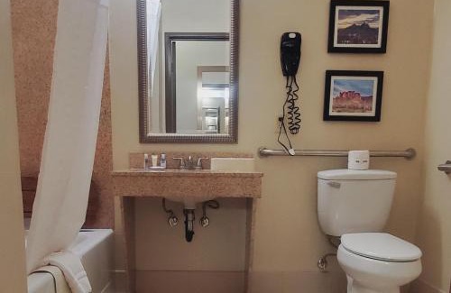 Tempe Hotel | Comfort Inn & Suites Tempe Phoenix Sky Harbor Airport