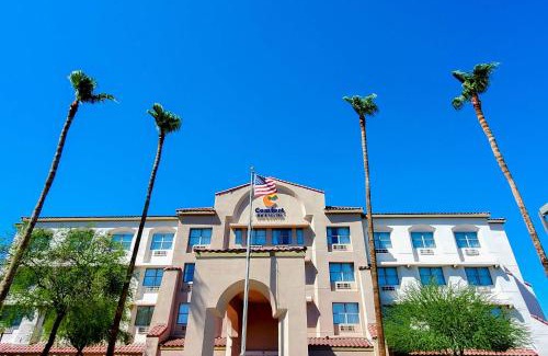 Tempe Hotel | Comfort Inn & Suites Tempe Phoenix Sky Harbor Airport